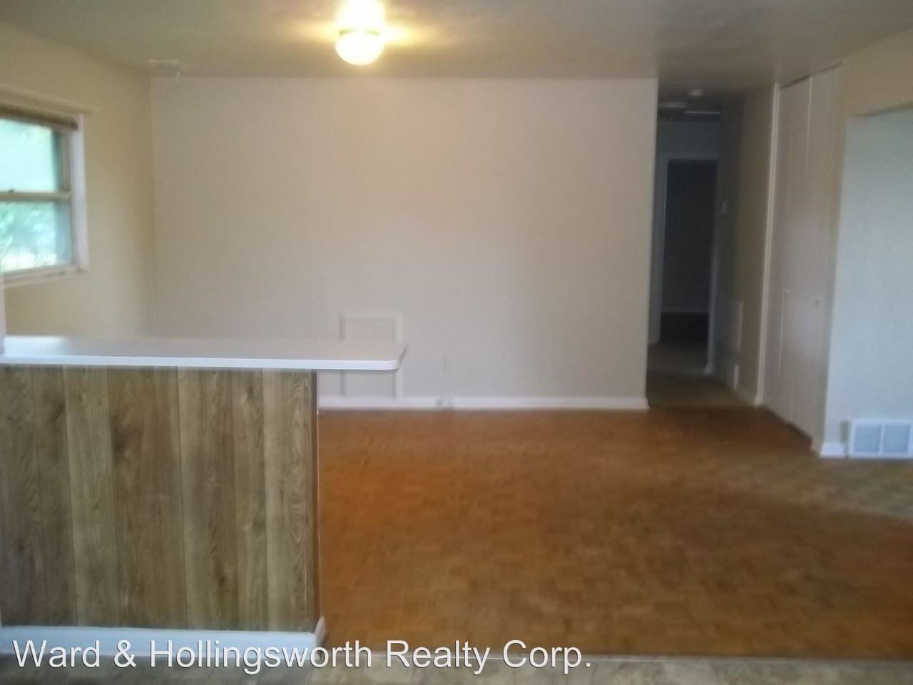 256 Miami Road - Photo 3 of 13