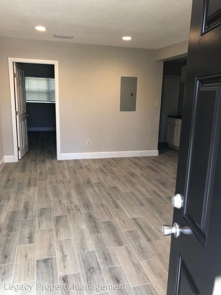 El Portal Ave. - Photo 3 of 5