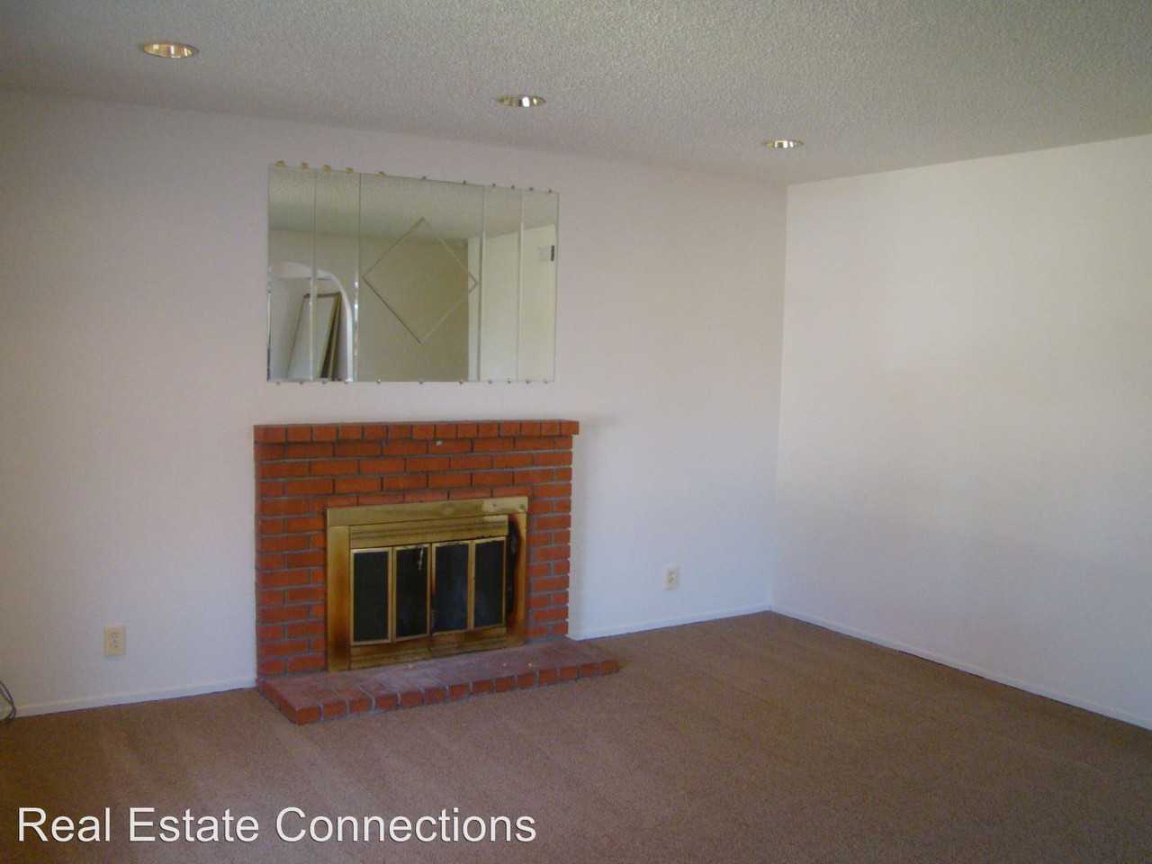 2074 Sierra Rd - Photo 2 of 7