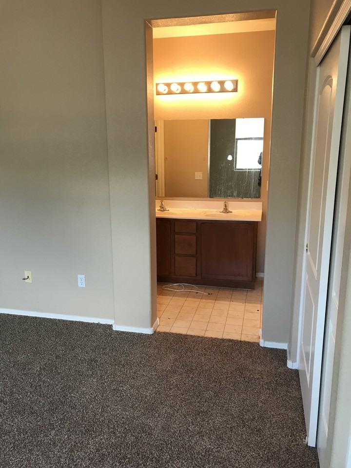 46108 W Windmill Dr - Photo 6 of 12