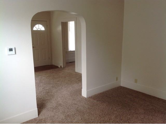 310 N 30th St - Photo 4 of 19