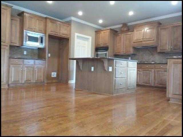 7 Epernay Cir - Photo 3 of 10