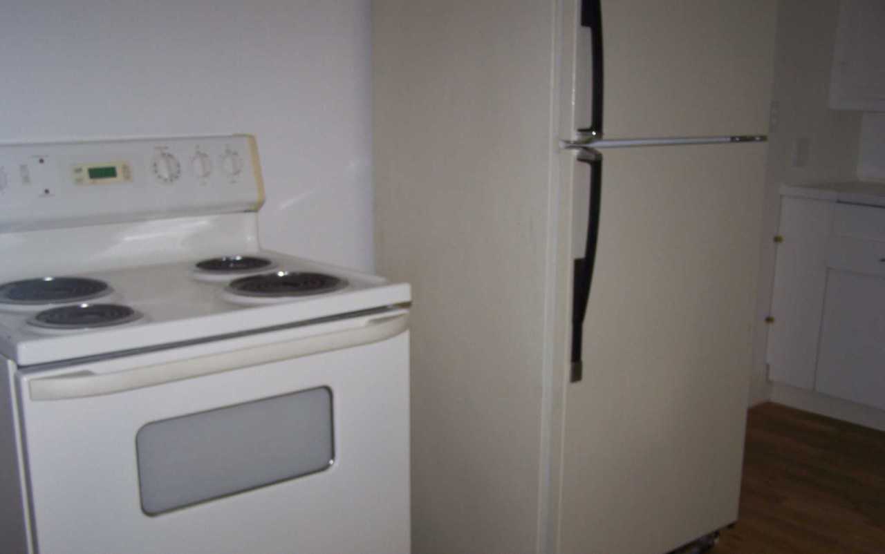 208 N Georgia St - Photo 3 of 9