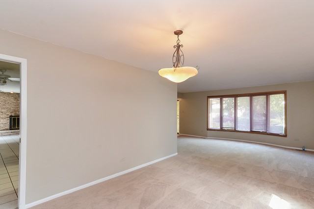 18626 May St - Photo 3 of 10