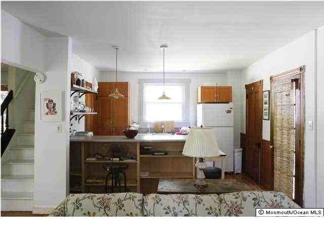 223 Navesink Ave - Photo 3 of 18