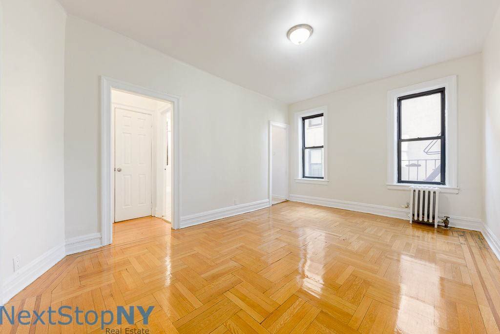 4702 47-02 46th Street B9 - Photo 3 of 6