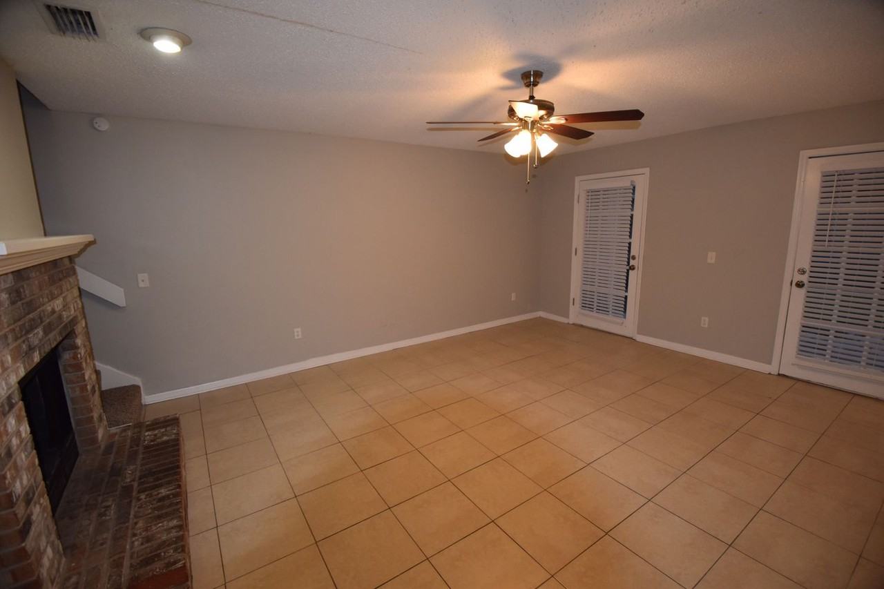 8503 Long Meadow Ct - Photo 2 of 11