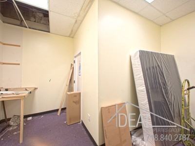 1048 Flatbush Ave CMML - Photo 3 of 5