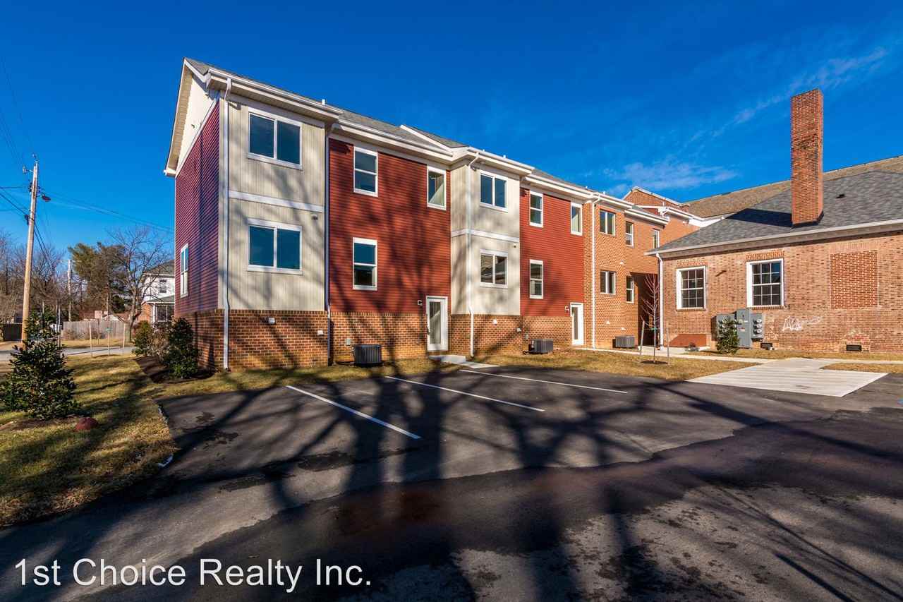 25 A Street Sw - Photo 3 of 12