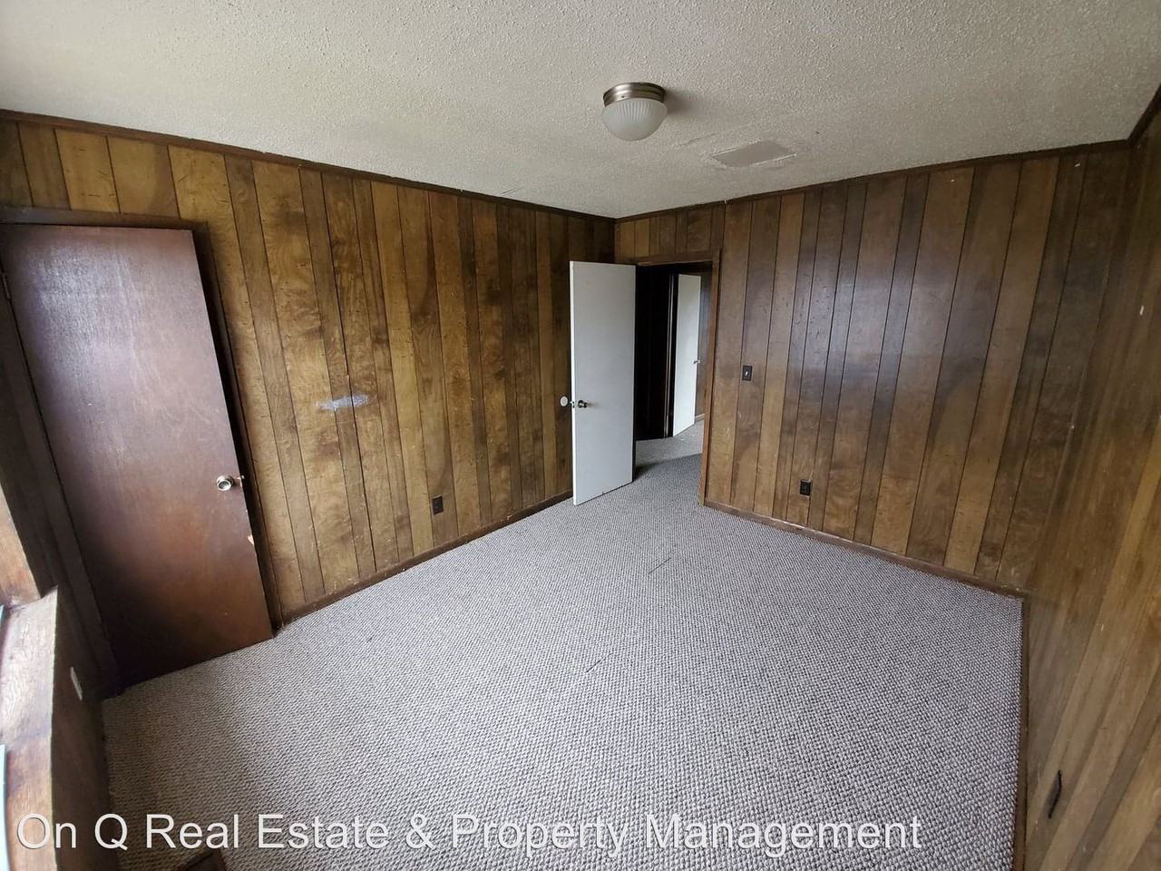 2721 Curtview - Photo 3 of 11