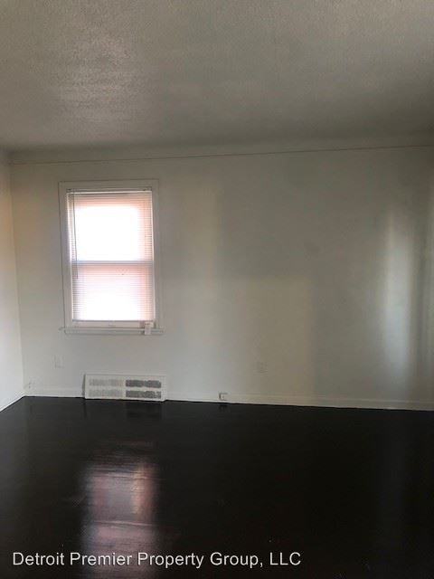 18315 Shaftsbury - Photo 3 of 21