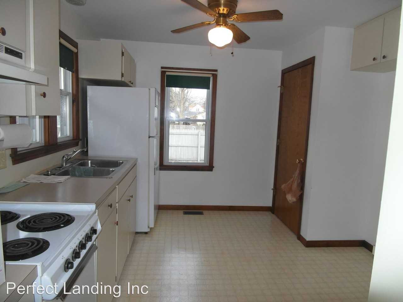 211 E Bay St - Photo 2 of 11