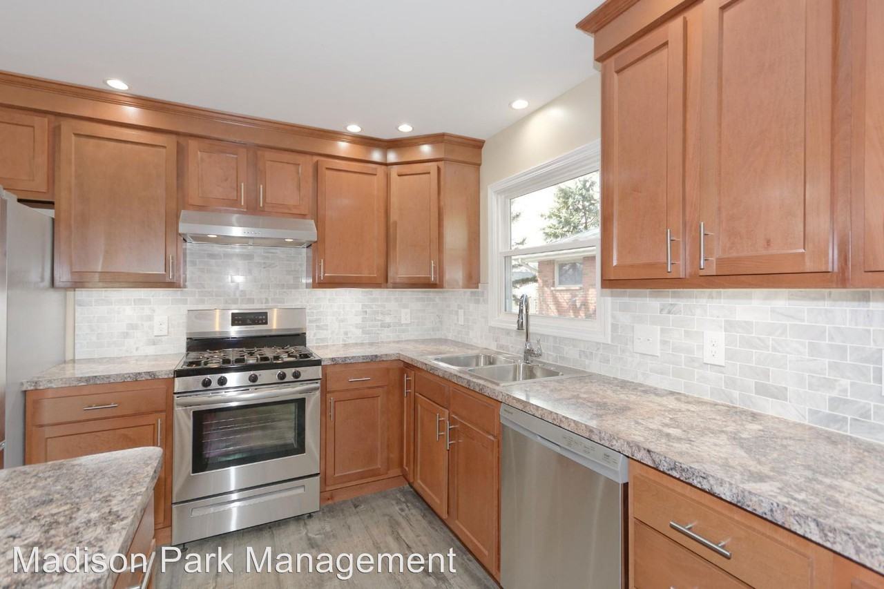 614 Park Avenue - Photo 2 of 8