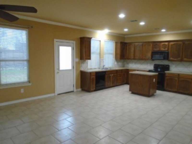 9805 Gallatin - Photo 3 of 28
