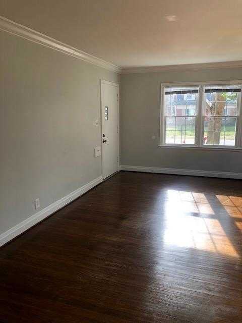 3931 Elmwood Ave. - Photo 2 of 11