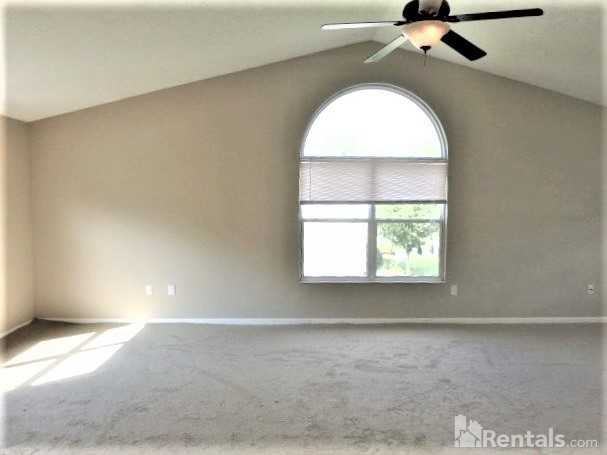 5 S Ridge Drive - Photo 3 of 17