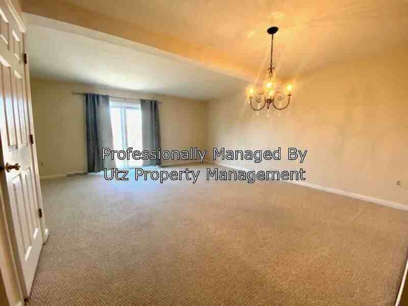 468 Palmer Terrace - Photo 2 of 10