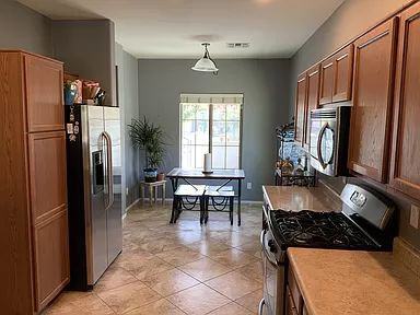 19454 W Adams St - Photo 2 of 16