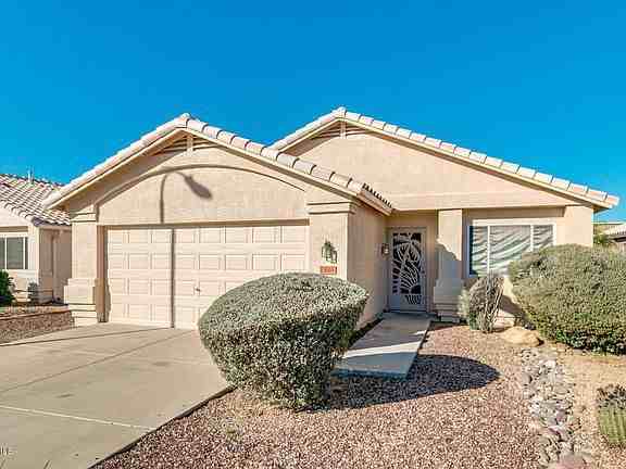 13614 N 73rd Dr - Photo 2 of 25