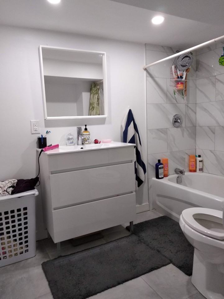 25 Seneca Avenue - Photo 3 of 7