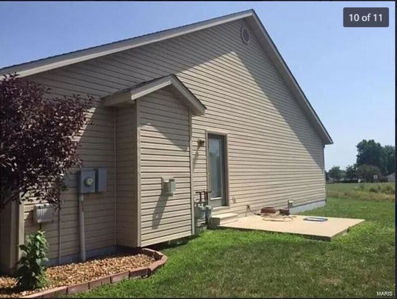 10909 Kentfield Dr - Photo 2 of 3