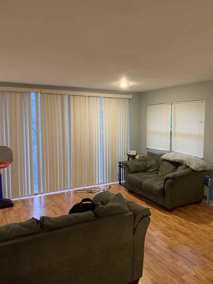 144 Perry St - Photo 3 of 16