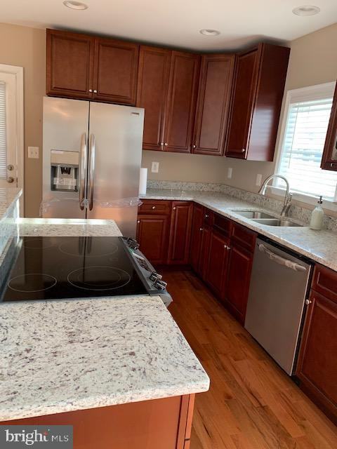 727 Helen Avenue - Photo 3 of 9