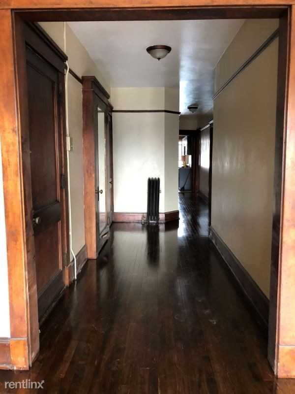 3022 W National Ave 3 - Photo 3 of 14