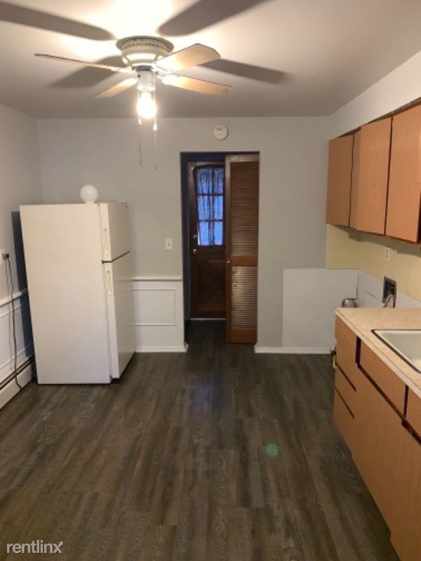 1014 E. Adams - Photo 3 of 8