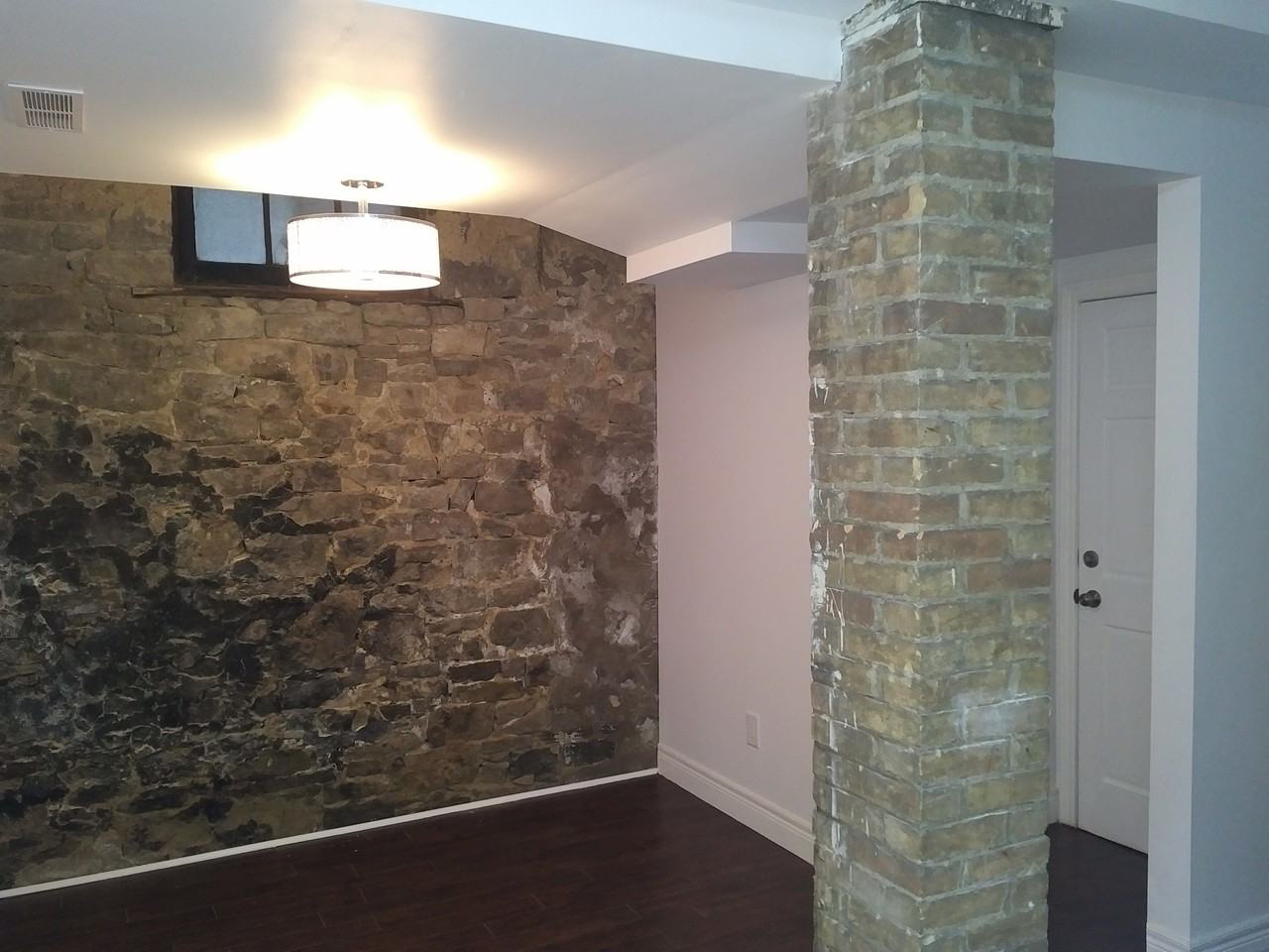 885 Davenport Road - Photo 4 of 11
