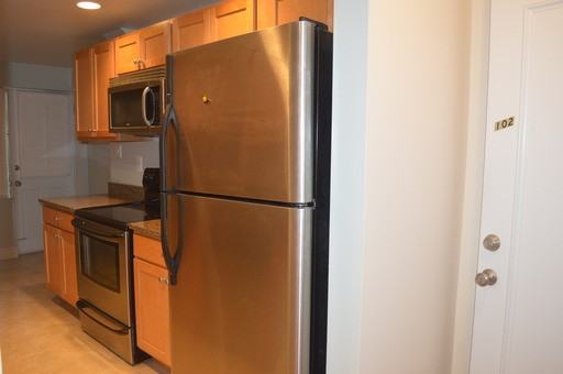 1 W Maple St #102 - Photo 3 of 34