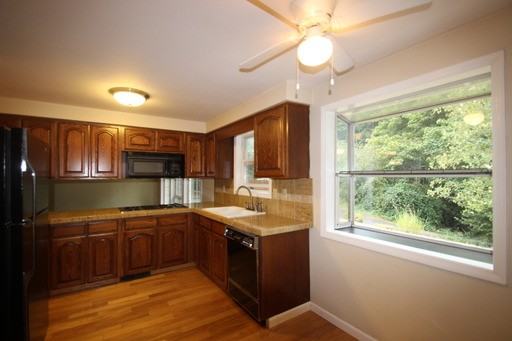 809 NE 117th St - Photo 2 of 23