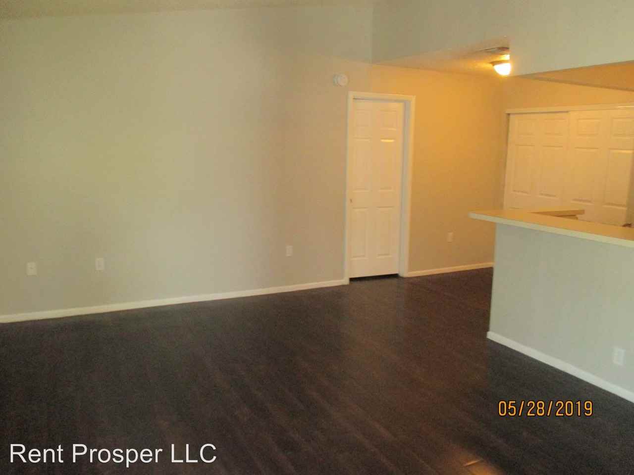 3858 Bay Club Cir #201 - Photo 2 of 18