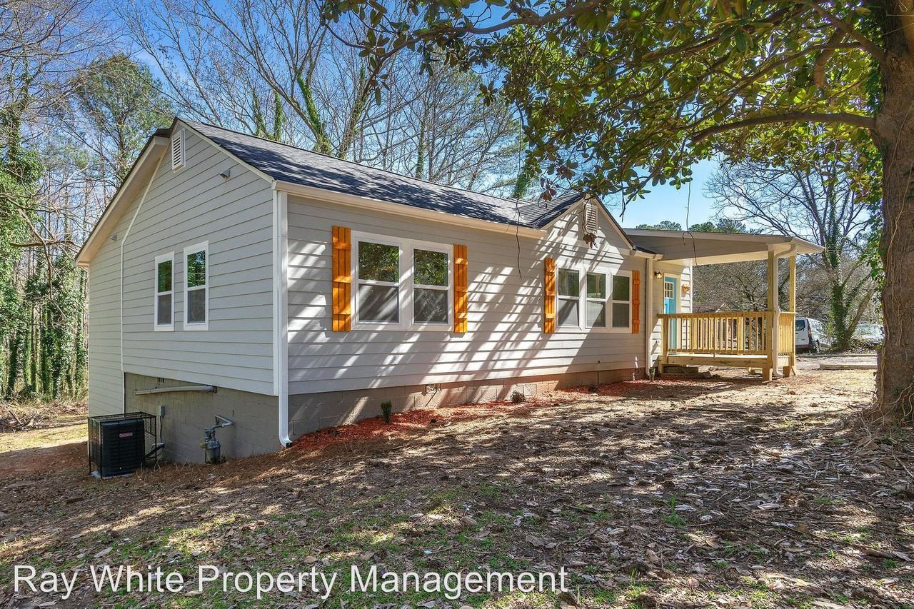 1920 Grant Road Sw - Photo 2 of 16