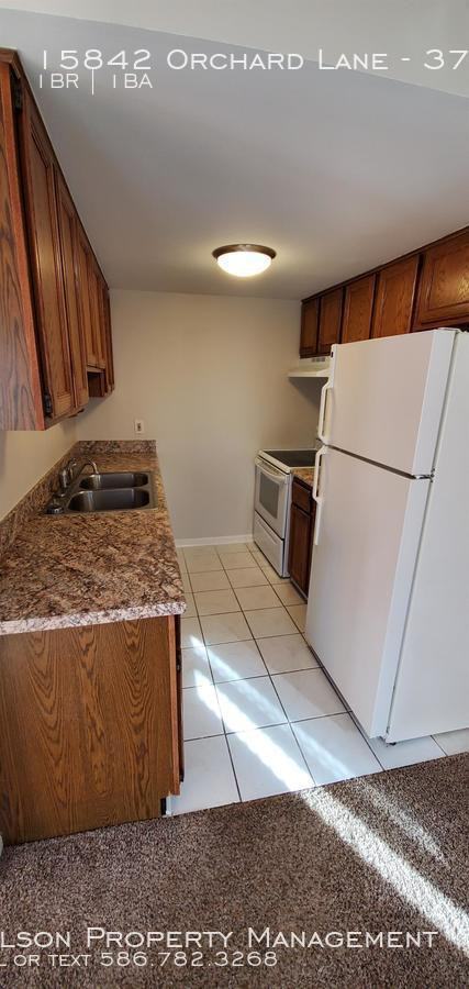 15842 Orchard Ln #37 - Photo 3 of 14