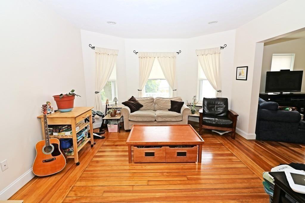 144 Circuit Rd - Photo 2 of 7