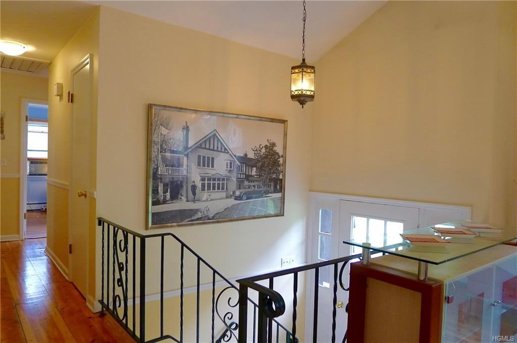 47 Onderdonk Road - Photo 2 of 17