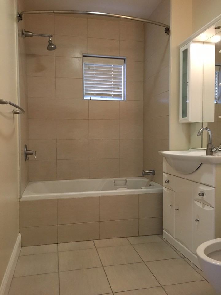 168 Hyde Street #403 - Photo 3 of 7