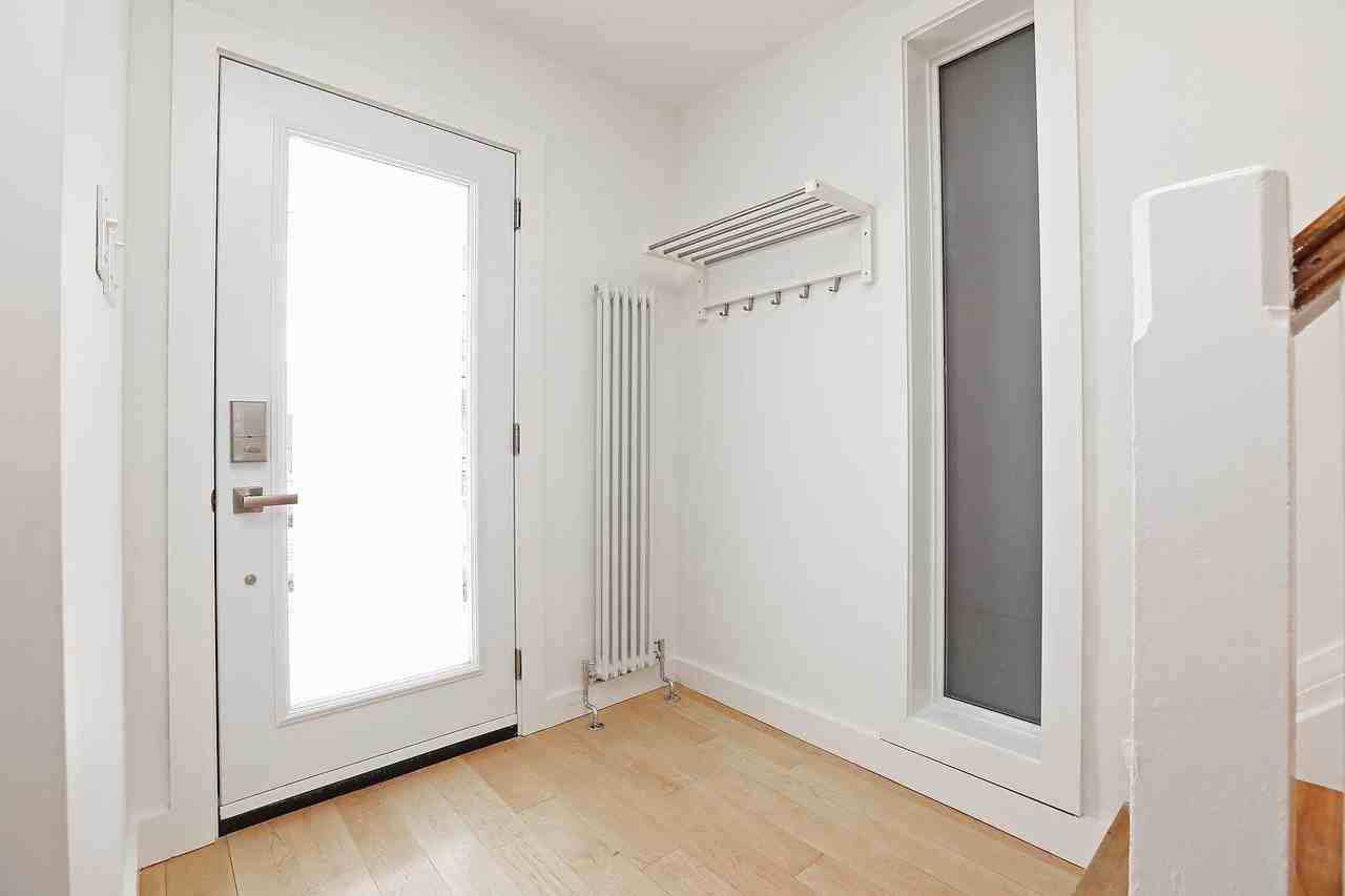 318 Brock Avenue #1 - Photo 3 of 20