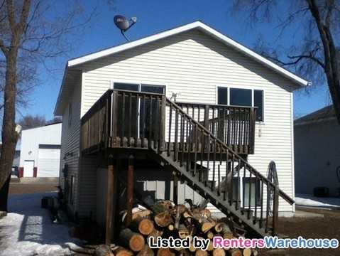 103 7th Ave NE - Photo 3 of 15