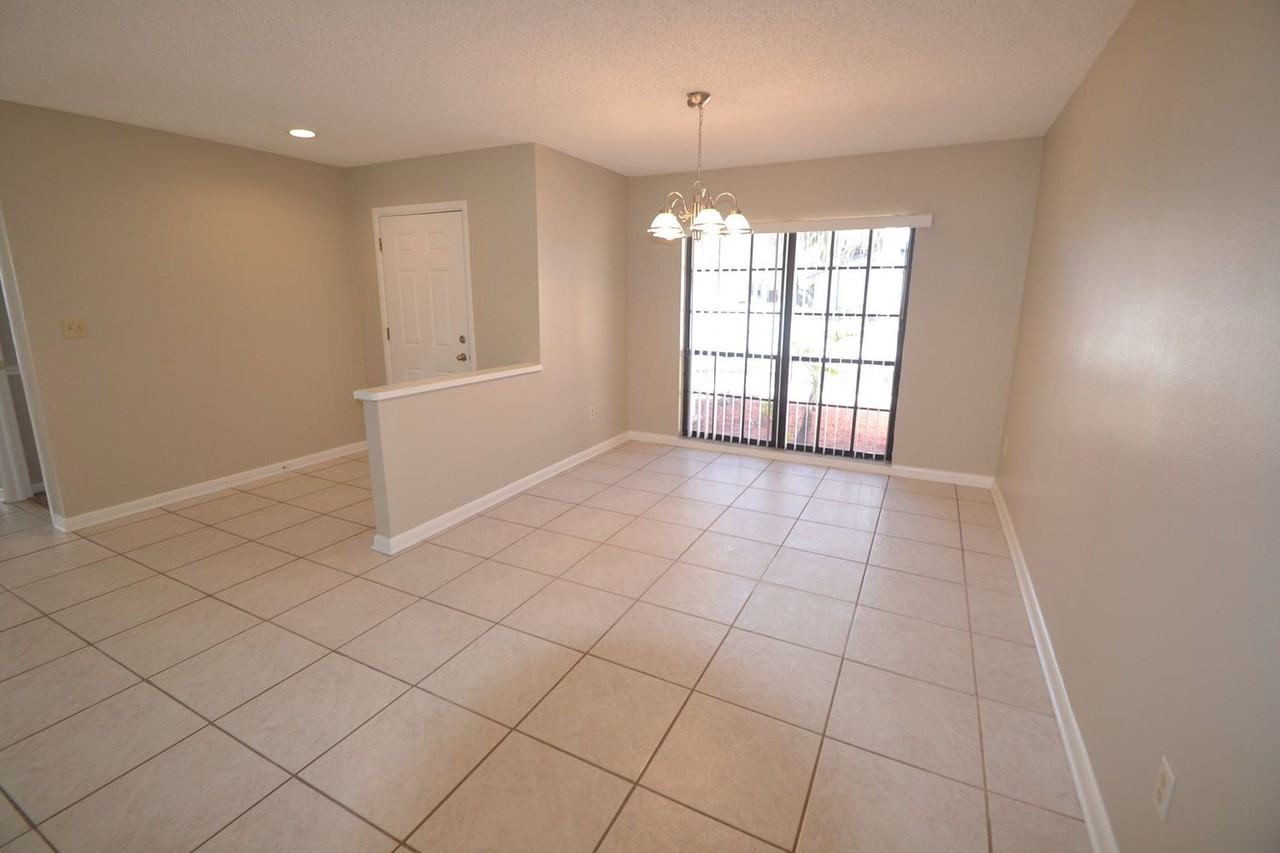 12307 Yellow Rose Cir - Photo 2 of 17