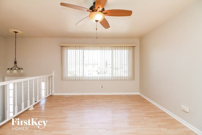 19913 Monterey Avenue - Photo 3 of 15