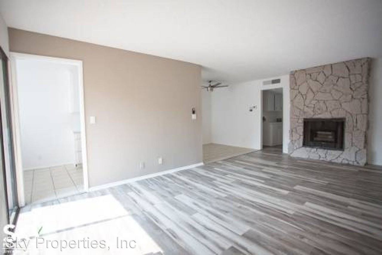 11028 Landale St - Photo 3 of 12