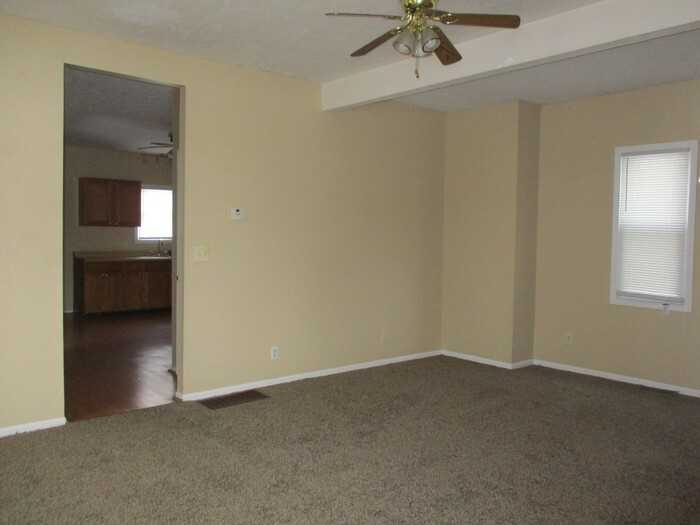 1206 Oakley Street - Photo 2 of 11