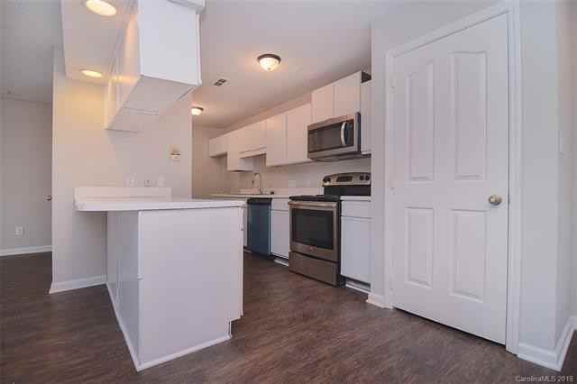 7360 Rose Terrace Court - Photo 3 of 20