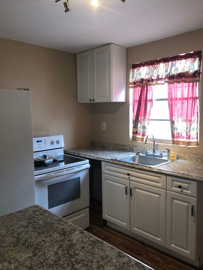 814 Sherman Avenue - Photo 2 of 9