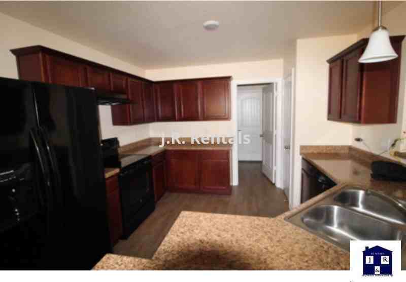 5301 Eagles Nest Dr - Photo 4 of 24