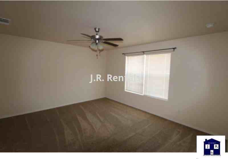 5301 Eagles Nest Dr - Photo 6 of 24