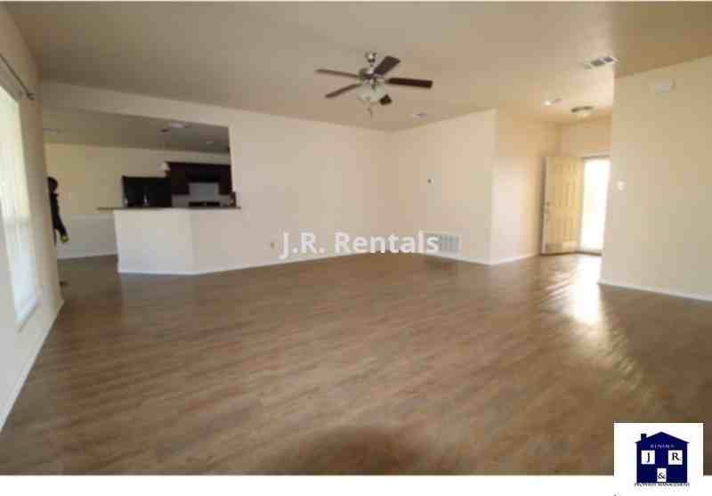 5301 Eagles Nest Dr - Photo 7 of 24