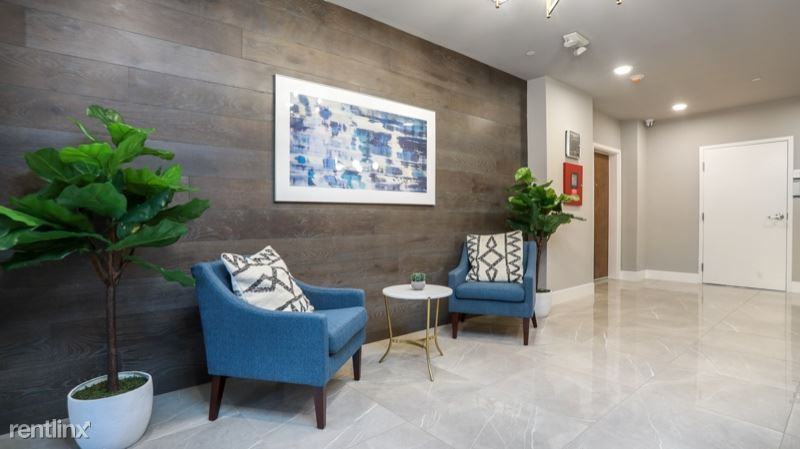 909 S Le Doux Rd 104 - Photo 2 of 7